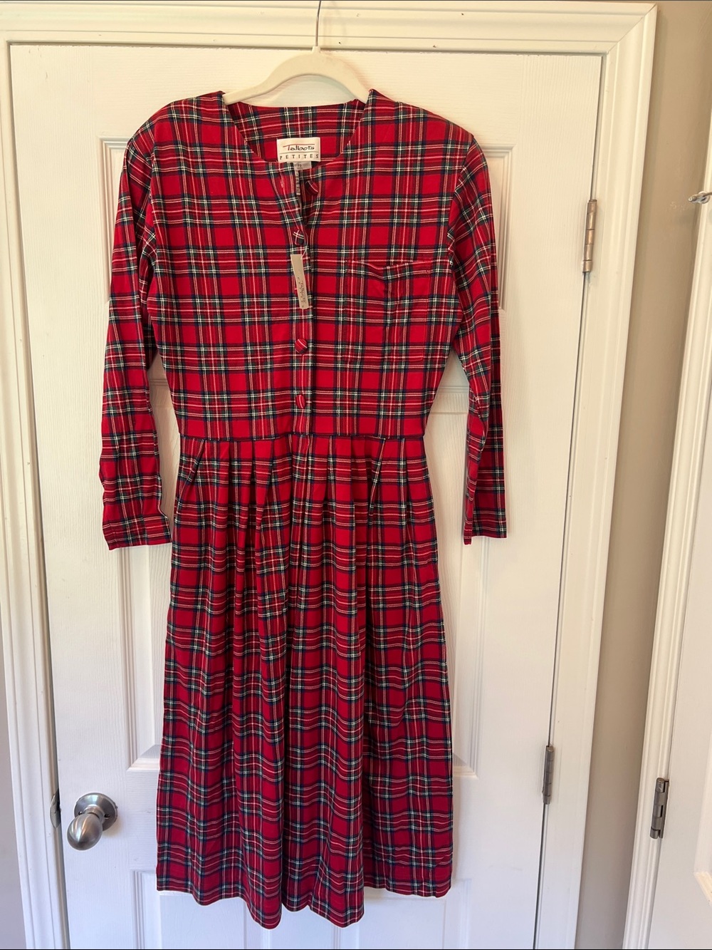 NWT VINTAGE Talbots Red and Green Plaid Long-Sleeve Midi Dress - Size PS